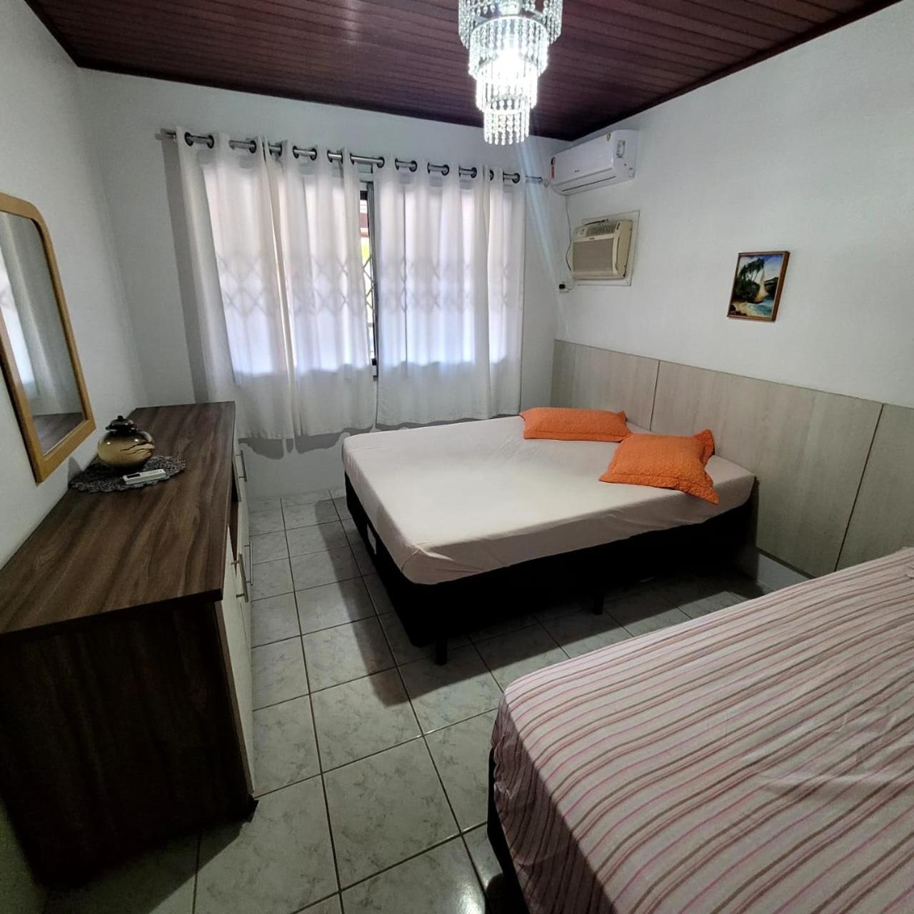 Bombinhas Brasil Residence II Guest House No Centro Ngoại thất bức ảnh
