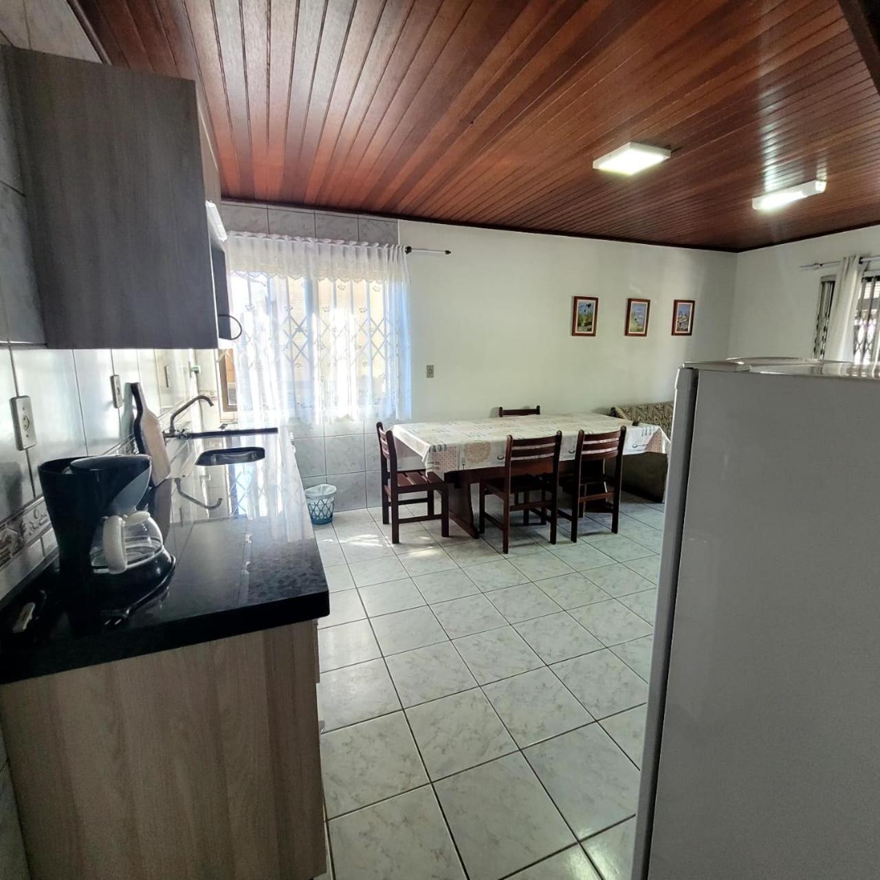 Bombinhas Brasil Residence II Guest House No Centro Ngoại thất bức ảnh