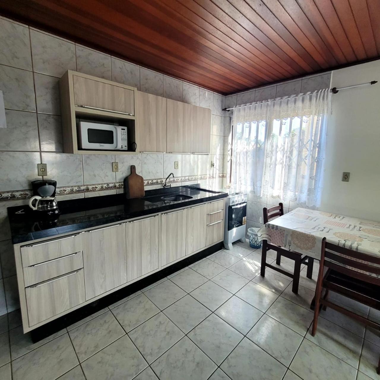 Bombinhas Brasil Residence II Guest House No Centro Ngoại thất bức ảnh