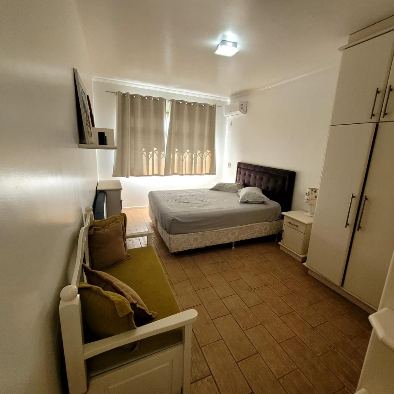 Bombinhas Brasil Residence II Guest House No Centro Ngoại thất bức ảnh